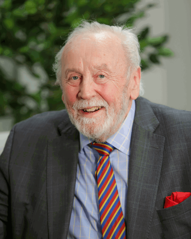 Headshot of Professor Barry Holland