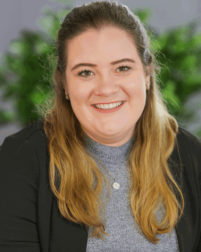 Headshot of Lucy Simmonds