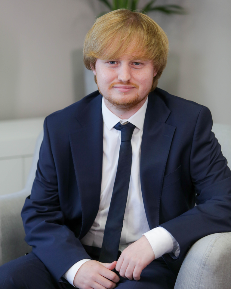 Headshot of Matt Skinner