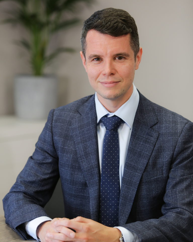 Headshot of Matthew Martin