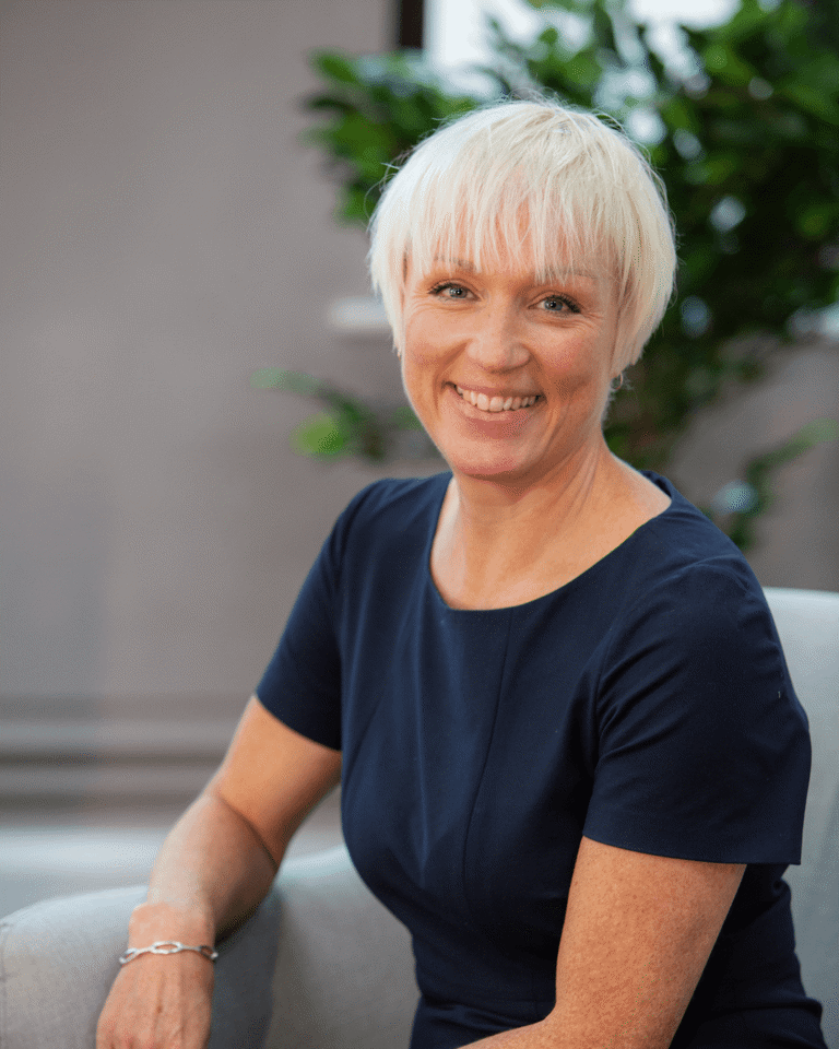 Headshot of Helen Johnson