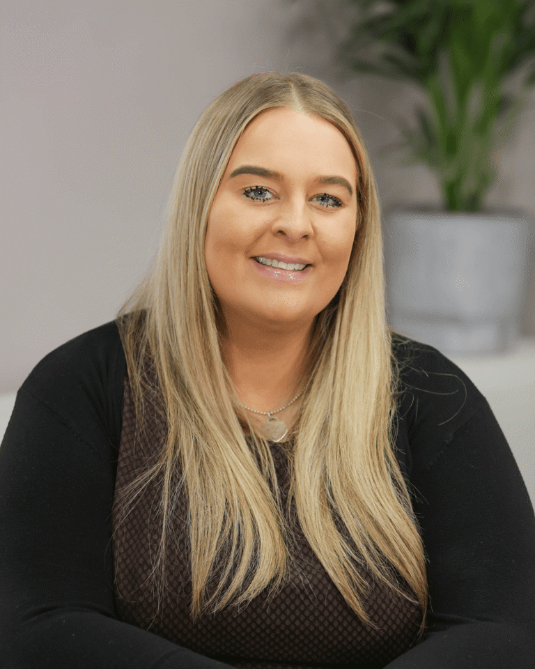 Headshot of Keri Howarth