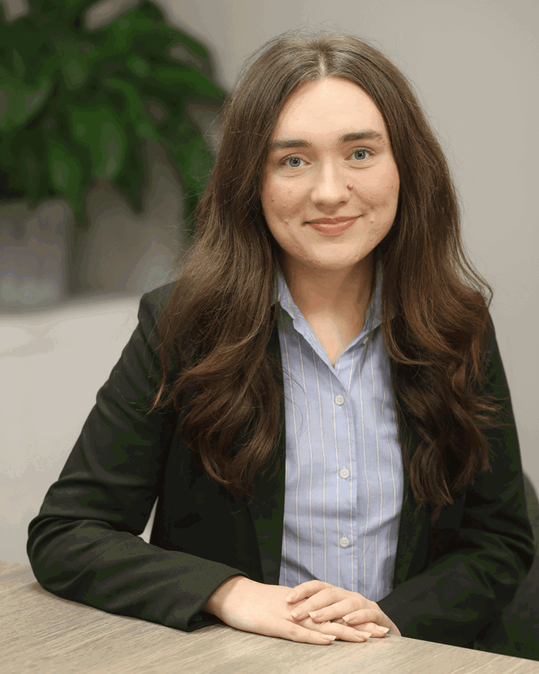 Headshot of Anna Seddon