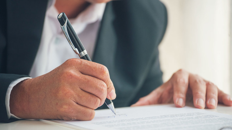 To Claim, Or Not To Claim The Effectiveness Of Non Contest Clauses