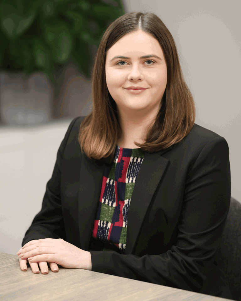 Headshot of Hannah Owen