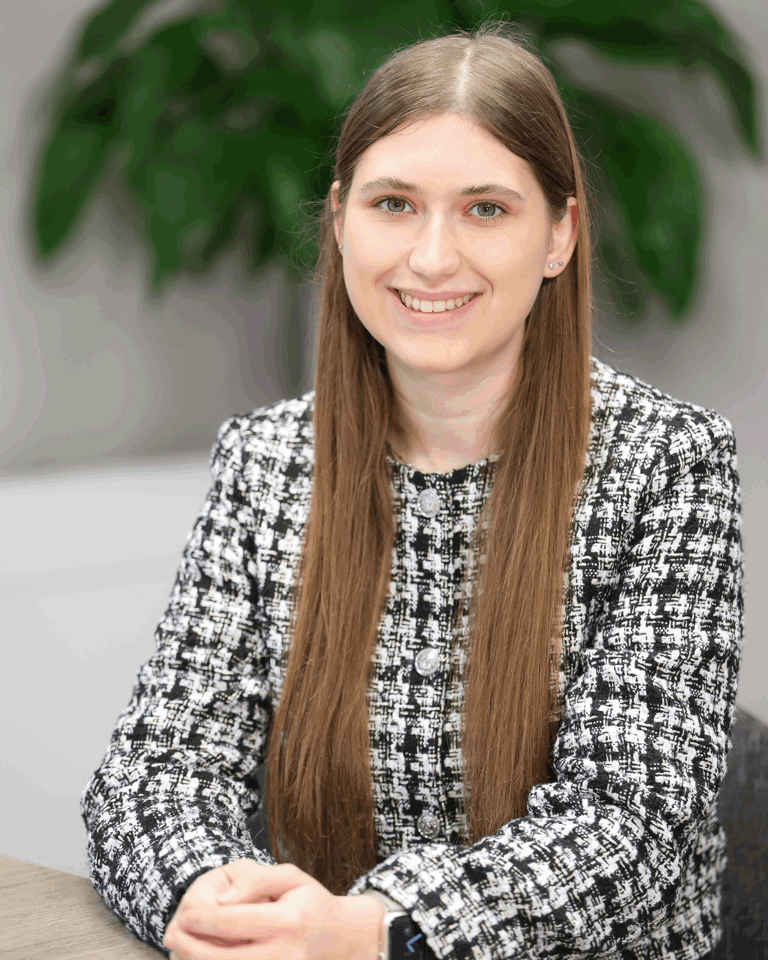 Headshot of Emily Turnbull